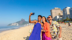 Brasil supera número de turistas internacionales considerado como meta anual para 2024-2027